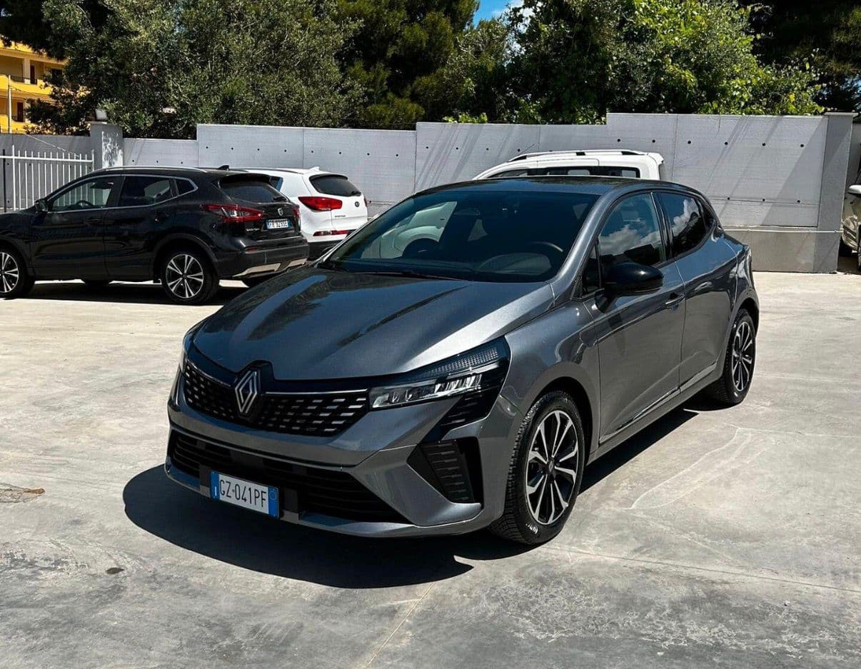 RENAULT CLIO TECHNO