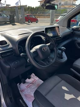 Toyota Proace Verso 1.5D L0 D Lounge 7